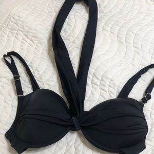 Victoria’s Secret bikini top